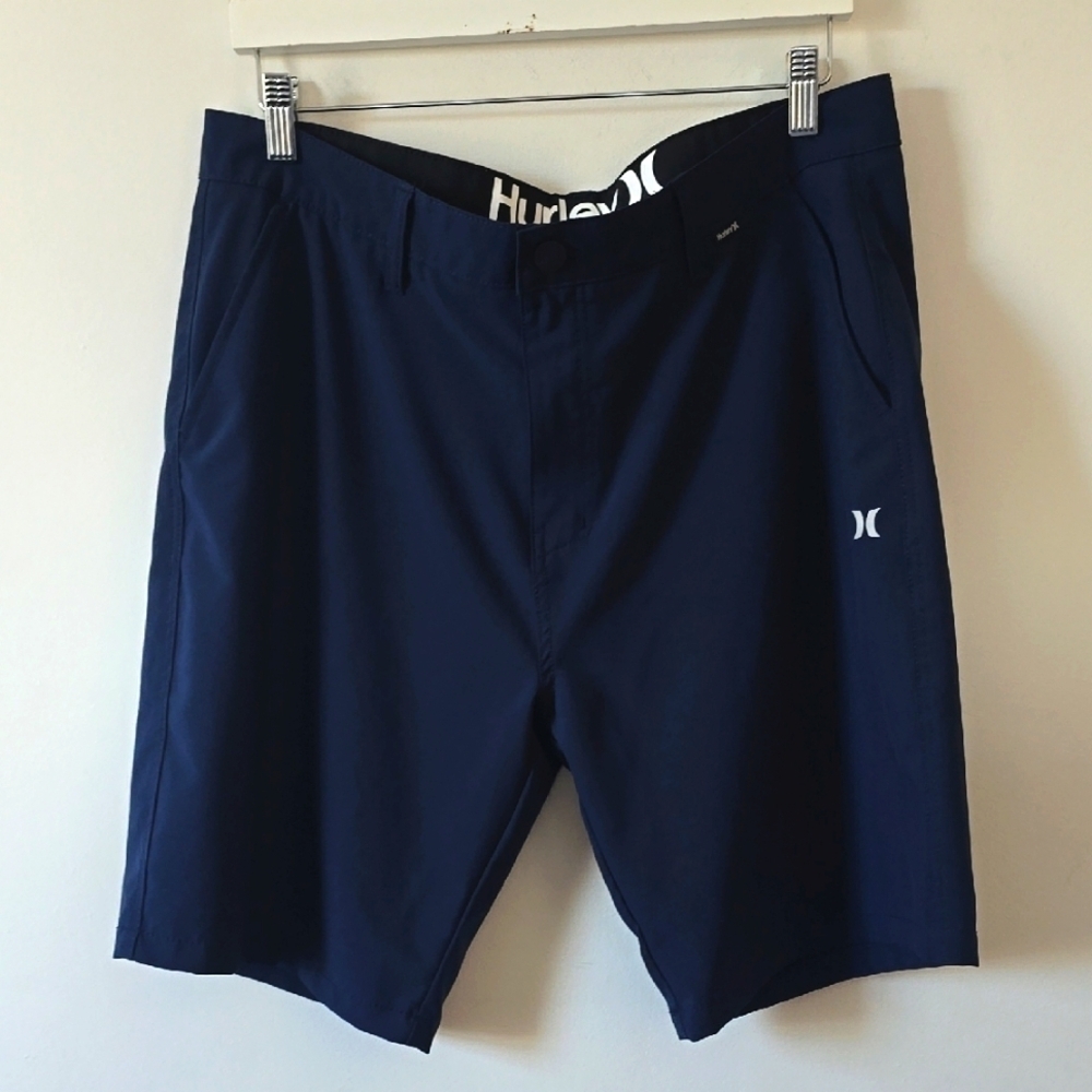 Hurley Men's Shorts Navy sz 36